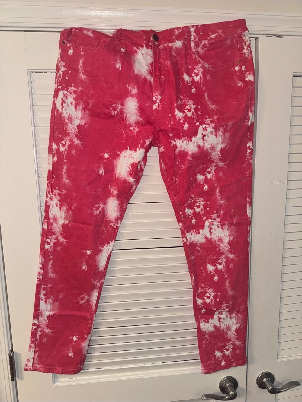New! Pink/white streetwear jeans.